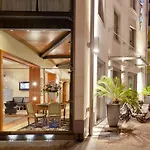 Rossini Al Teatro Hotell Imperia