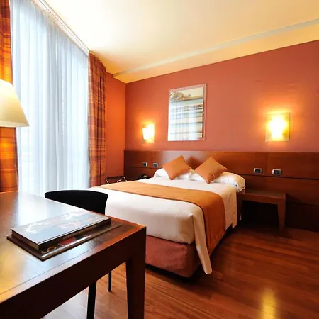 Hotel Rossini Al Teatro Imperia