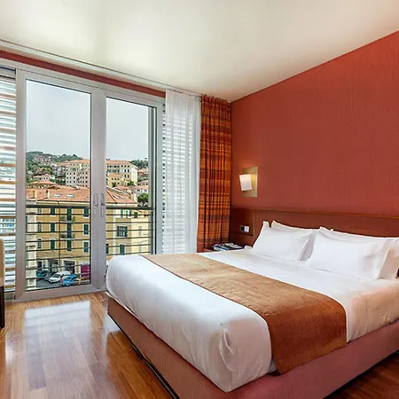 Hotel Rossini Al Teatro Imperia