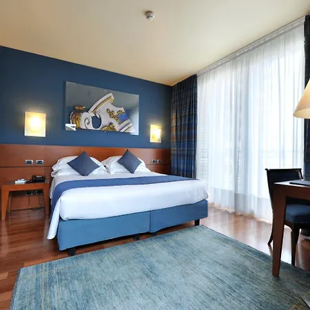 فندق Rossini Al Teatro إمبيريا