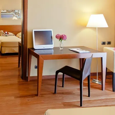 Rossini Al Teatro מלון