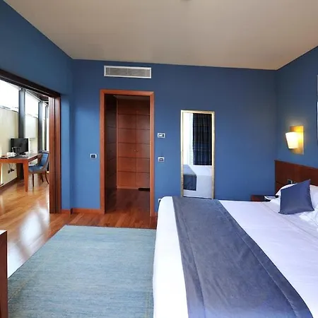 Rossini Al Teatro فندق إمبيريا