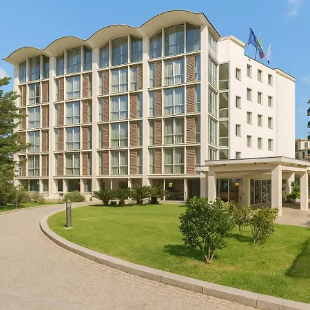 Rossini Al Teatro אימפריה