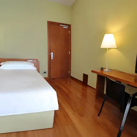 Rossini Al Teatro אימפריה