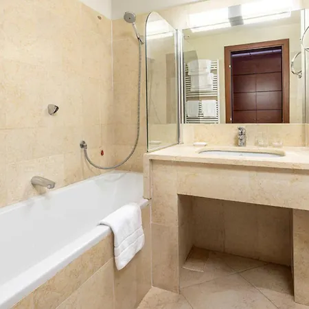 Rossini Al Teatro 4* אימפריה