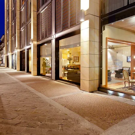 Rossini Al Teatro 4* إمبيريا