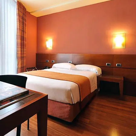 Hotel Rossini Al Teatro 4*