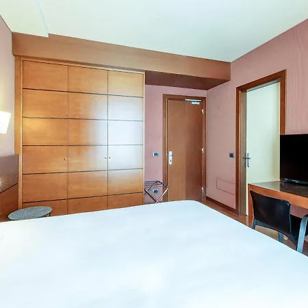 Hotel Rossini Al Teatro 4*