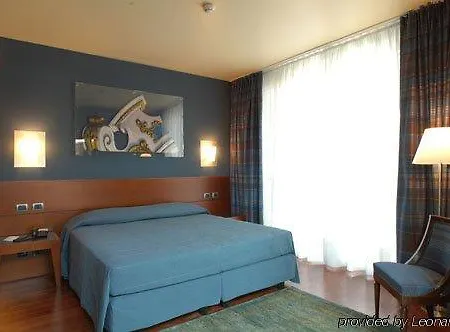 Rossini Al Teatro إمبيريا