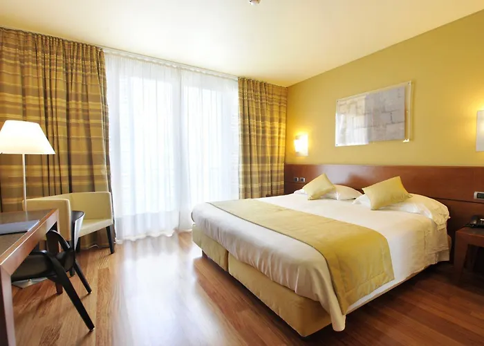 Rossini Al Teatro Отель Империя