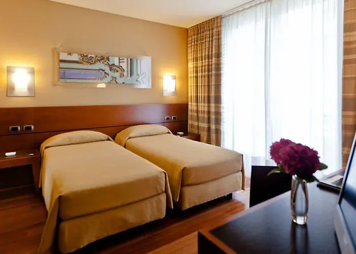 מלון Rossini Al Teatro