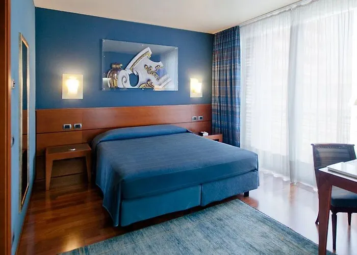 Отель Rossini Al Teatro