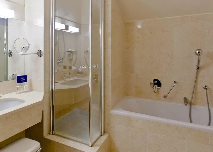 Отель Rossini Al Teatro