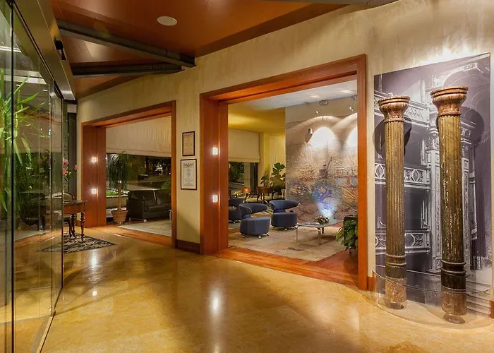 Rossini Al Teatro Отель 4*