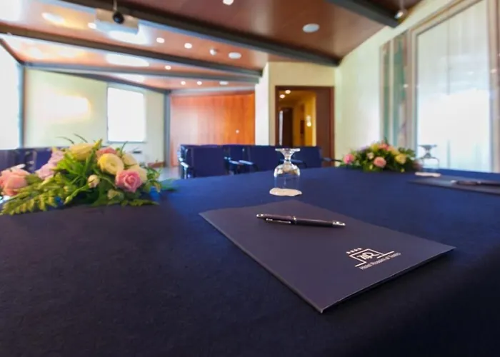 Rossini Al Teatro Отель