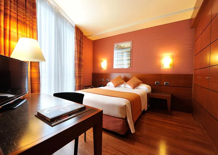 Rossini Al Teatro Отель