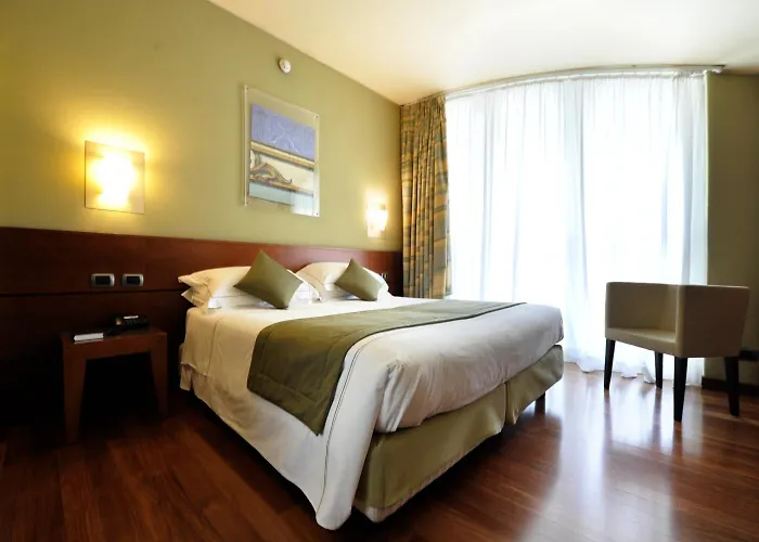 Rossini Al Teatro Отель