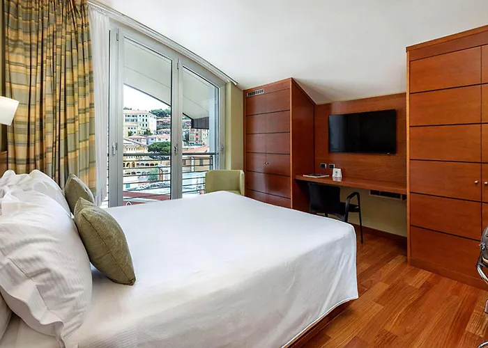 Отель Rossini Al Teatro