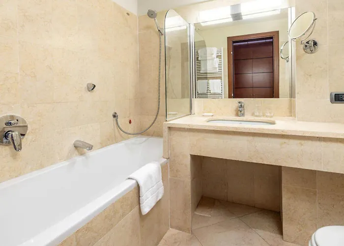 Rossini Al Teatro Отель 4*